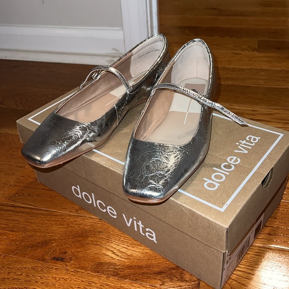 Dolce Vita REYES Ballet Flats - LIKE NEW - 8.5 - Picture 6 of 15